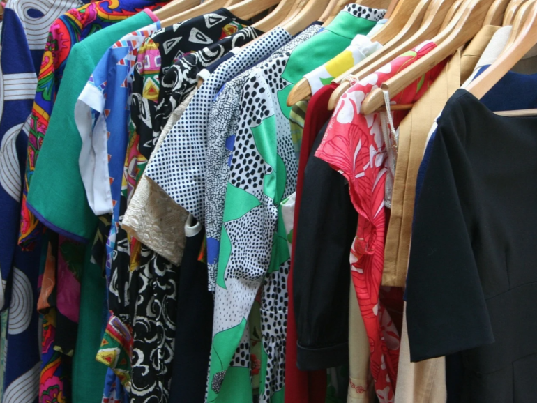 El Closet de Torpecillo: Comprar ropa para ayudar a otrxs